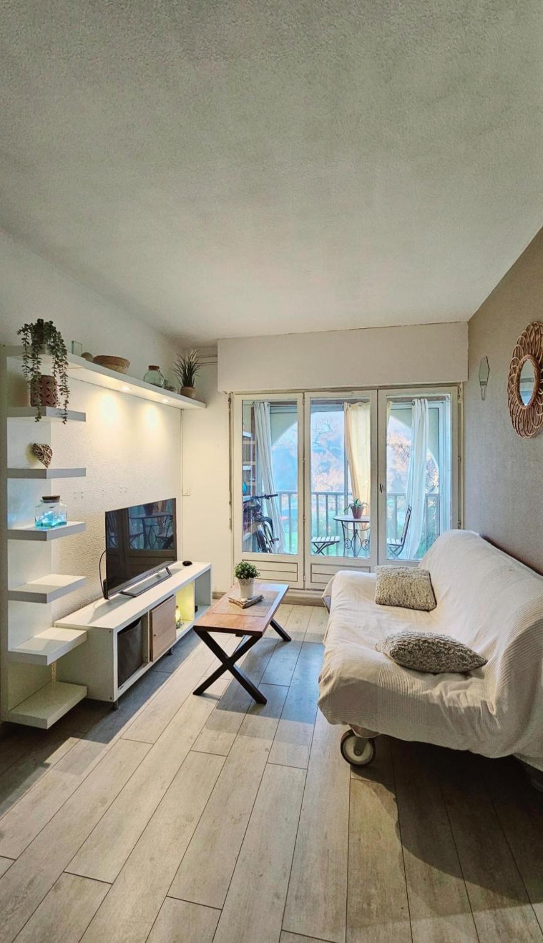 Les Pieds Dans L'Eau Apartment ปาลาวาส-เลส์-โฟลต์ ภายนอก รูปภาพ